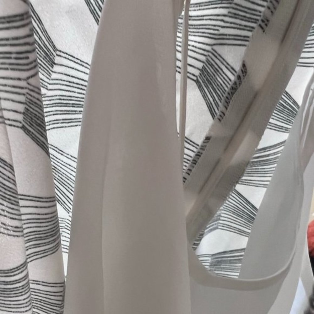 Women's BB‎ Dakota High Neck Shift Dress White Geometric Print Size Small - Picture 7 of 7